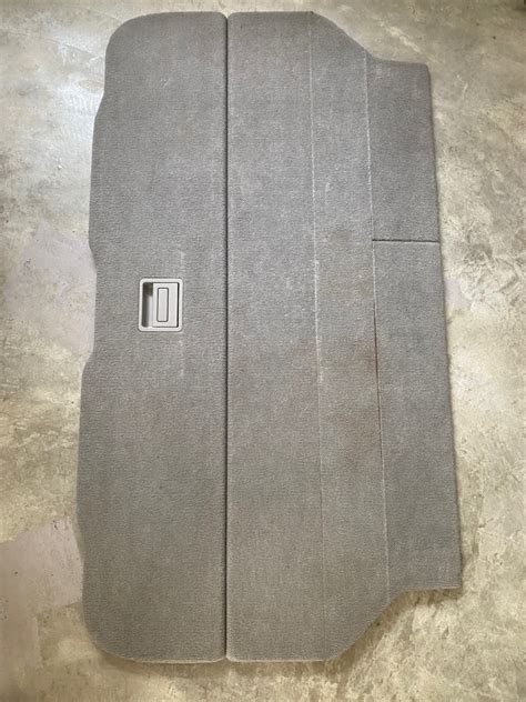 Toyota Estima Acr Boot Cover Car Accessories Accessories On Carousell