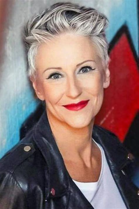 Beautiful Pixie Haircuts For Older Women 2019 2020