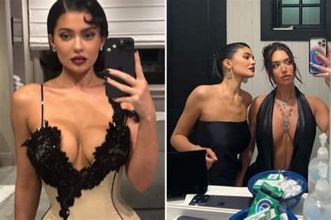 Kardashian Fans Spot Concerning Detail In Kylie Jenners Sultry New Pic That They Think Proves
