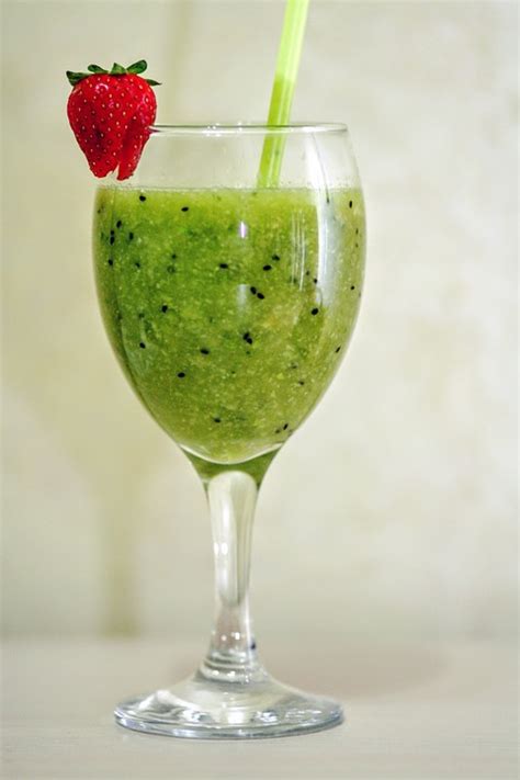 Green juices recipes for diabetics. NutriBullet Recipes for the Control of Diabetes ...