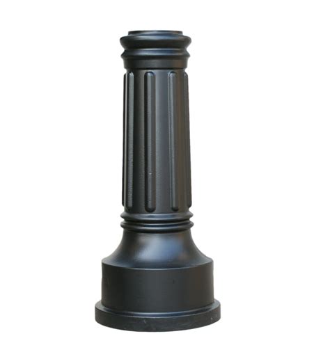 Made from heavy duty steel with a welded flower shaped rosette it will add a lovely wrought iron touch to your. Cast Aluminum: Cast Aluminum Light Posts
