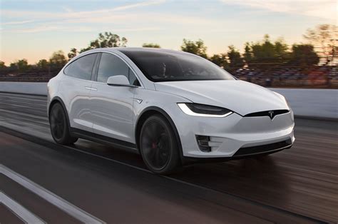 Tesla And Amd Collaborating On Self Driving Cars Eteknix