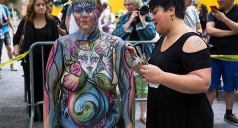 Nsfw Photos 100 Totally Naked People Got Painted In