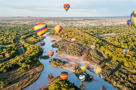 Best Places To Go Hot Air Ballooning