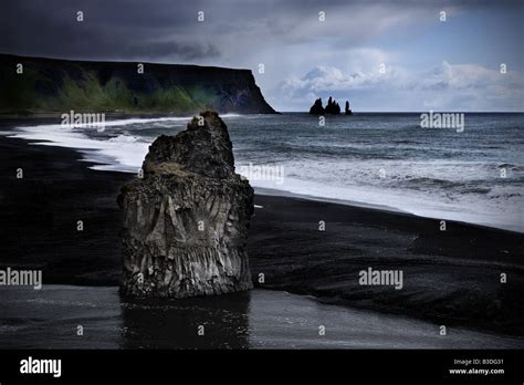 Black Lava Beach Iceland Hi Res Stock Photography And Images Alamy
