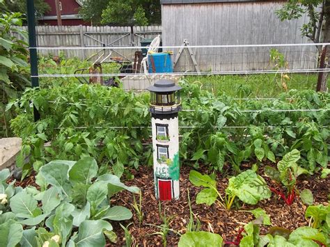 This Is A Great Looking Worm Tower Gardening Pinterest Towers