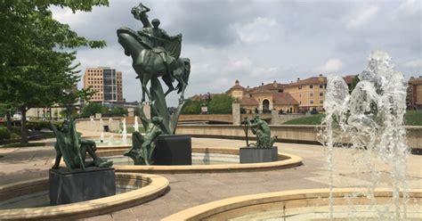 Taste And See Kc William Volker Memorial Fountain