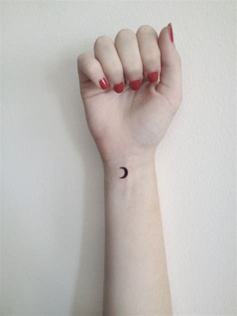 34 Small And Cute Tattoo Ideas With Big Meaning Behind Them For Women