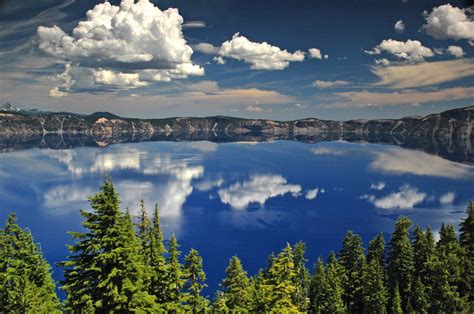 World Visits Wonderful Crater Lake National Park In Oregon