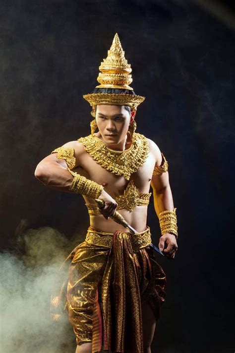 Cambodia Ancient Costume Of Khmer Empire King