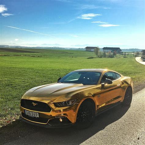 Car wrap paint protection car design wrapping foil dubai wrapstyle. Classic Ford Mustang....except this one is in gold chrome ...