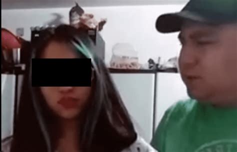Padre Descubre A Su Hija Haciendo Videos Sensuales En