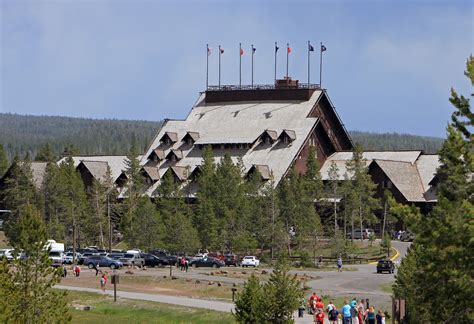 Old Faithful Inn Yellowstone Reservations