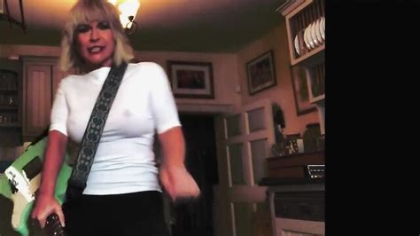 British Rocker Toyah Wilcox S Braless White Top And Hd Video On