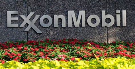 Exxon Mobil Destrona A Apple Como La Compañía Más Valiosa Del Mundo