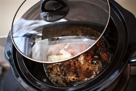 How to make instant pot chicken breast, cooked from fresh or frozen, in just 25 minutes and completely hands off. Can You Put Frozen Chicken in the Crockpot? (with Pictures ...