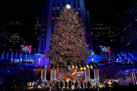 How To Watch And Stream The Rockefeller Center Christmas Tree Lighting