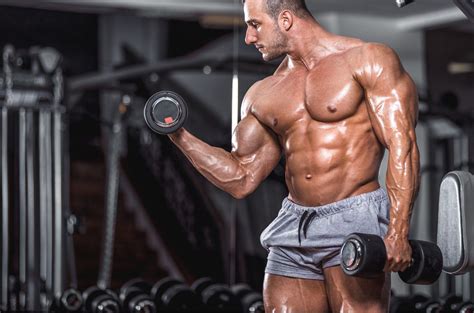 How To Do Concentration Curls With Dumbbells Variations Benefits Tips