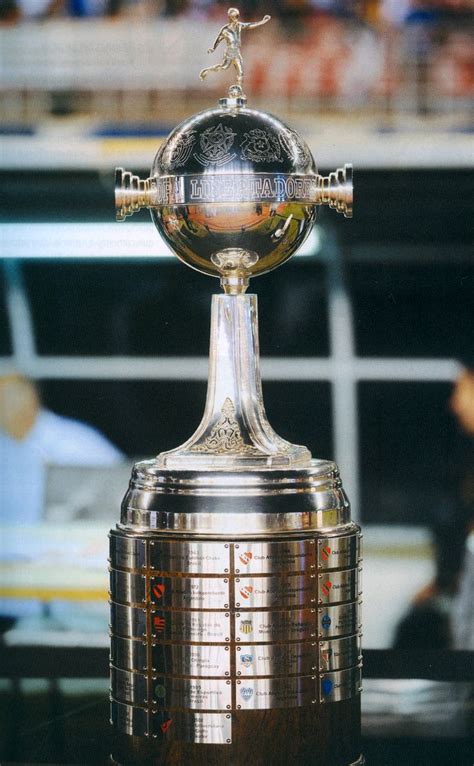 Trofeo Copa Libertadores De América Copas De Futbol Copa Del Mundo
