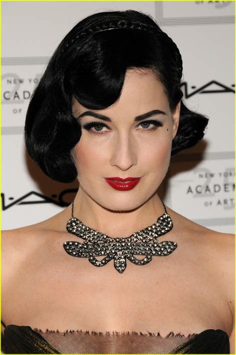 Dita Von Teese Takes Home A Nude Photo 1070511 Dita Von Teese