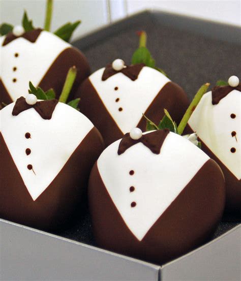 Chocolate Covered Company® Wedding Chocolate Covered Strawberries