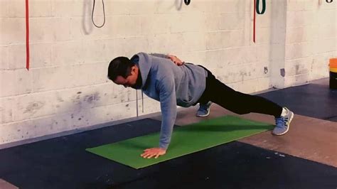 5 Serratus Anterior Exercises Get Healthy Shoulders