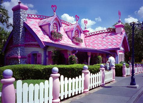 Walau begitu, kedua gaya ini cantik untuk diterapkan di rumah. Tren Gaya 35+ Contoh Desain Rumah Yang Unik