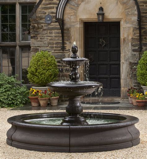 Caterina Outdoor Water Fountain In Basin By Campania