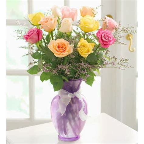 1 Dozen Mixed Roses In A Vase