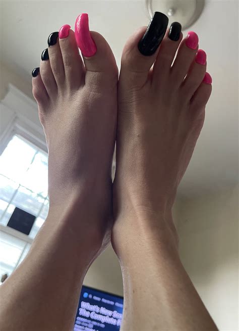 Snowy On Twitter New Pedi 🚨 What Do Think Suckable Or Nah 👇🏼let