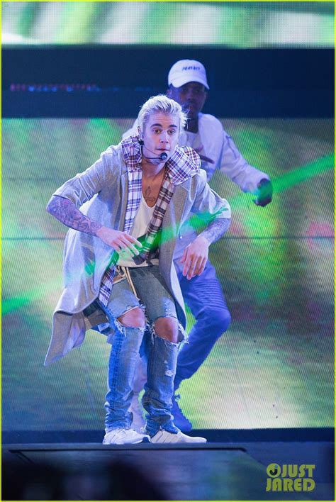 Full Sized Photo Of Justin Bieber Purpose Tour Seattle Set List 27