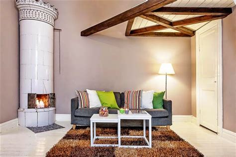 Does your apartment feel cramped? Cozy Studio Apartment Seamlessly Mixes Old And New