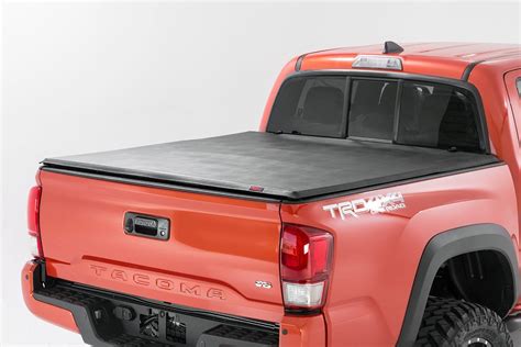 Soft Tri Fold Bed Cover For 16 18 Toyota Tacoma Rough Country