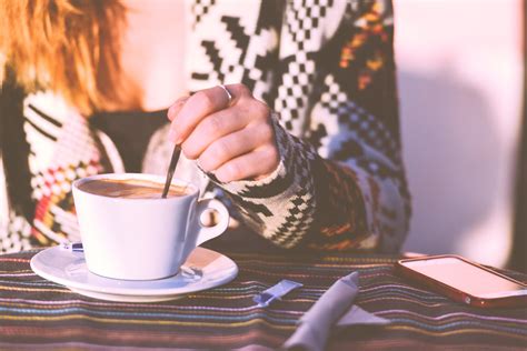 Maybe you would like to learn more about one of these? Image libre: Femme, tasse à café, café, tasse, boisson ...