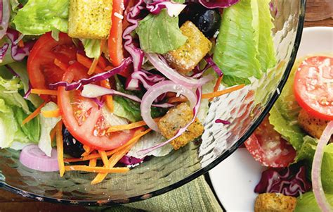 At times it becomes difficult to keep track of new dishes that get introduced or any latest section of food that forms a part of the menu. Olive Garden Salad Recipe - Fit Tip Daily