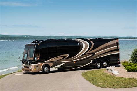 Luxury Motorhome Builder Unveils “the Journey” A New Series