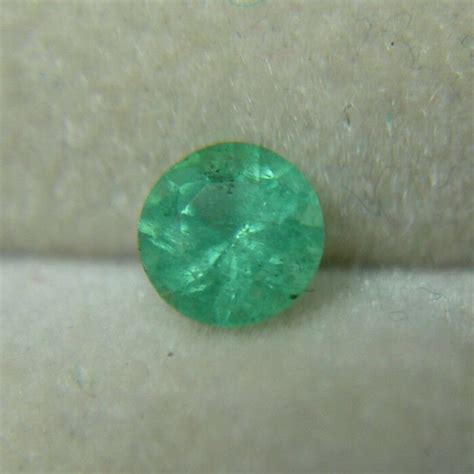 0.16ct Rare RUSSIAN Emerald Gemstone Russia Ural Mountains - Etsy