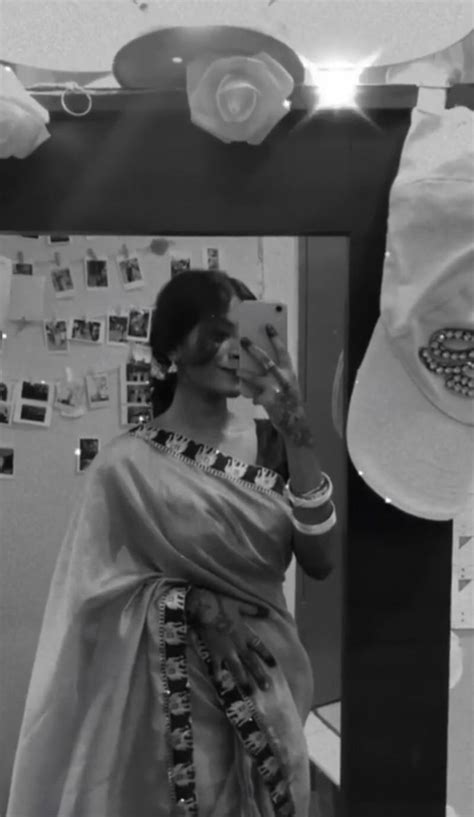 tanu 🥟 on twitter saree mirror selfies
