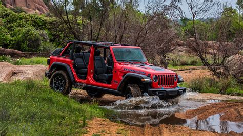 2023 Jeep Wrangler Unlimited 4xe Choosing The Right Trim Autotrader