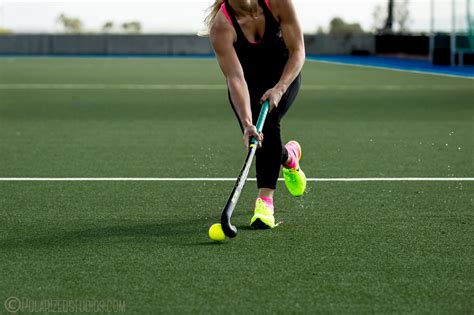 5 Cool Field Hockey Tricks You Need To Know