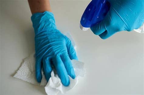 Cara membuat alat pemanas air dari sendok makan. Hilangkan Bekas Stiker Dengan Bantuan Pemanas Air Tenaga ...