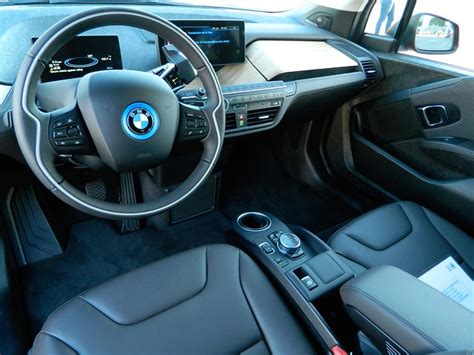 Bmw says the i4 concept uses a single electric motor capable of producing 530 horsepower (395 kilowatts). BMW i4 interior | Flickr - Photo Sharing!