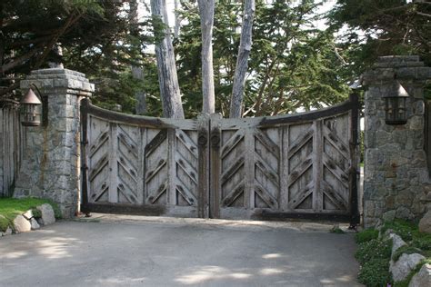 Classic Barn Wooden Driveway Gates With Chevron Panels Also Cement