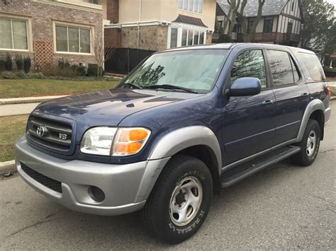 2002 toyota sequoia expert review. 2002 Toyota Sequoia - Overview - CarGurus
