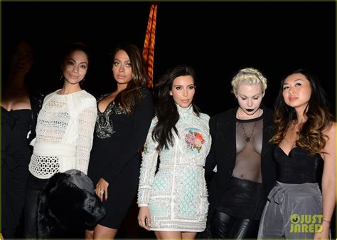 Kim Kardashian S Bachelorette Party In Paris See All The Pics Here Photo 3120432 Kendall