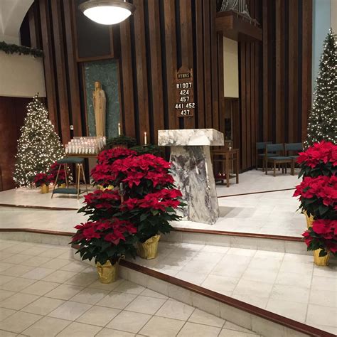 Get The Amazing Christmas Church Decoration Ideas For You Church