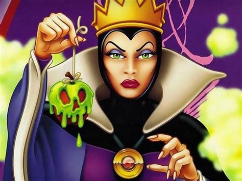 Halloween Disney Villains Evil Queen Snow White Apple 800x600