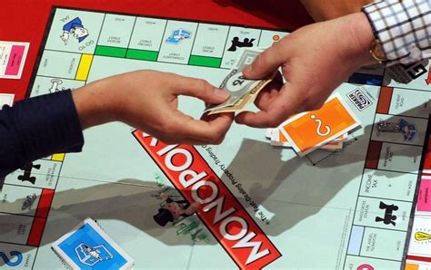Vote Now Or Your Favourite Monopoly Token Will Be Sent To Jail Metro News