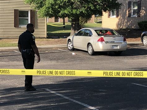 Man Dead After Shooting Outside Colony Apartments Abc Columbia