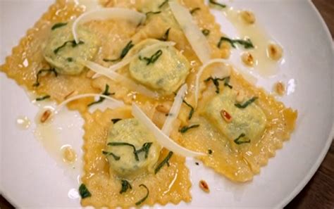 Mary Berry Spinach And Ricotta Ravioli With Sage Butter Sauce Recipe